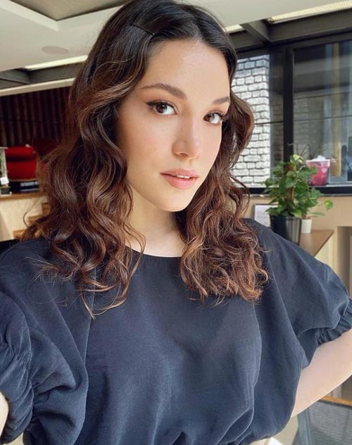 hazal subaşı saç rengi ve modelleri 3