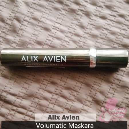 Alix Avien V Maskara 01