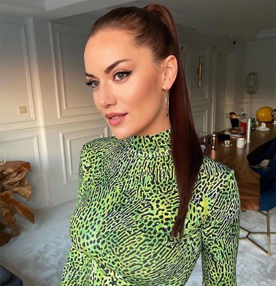 Fahriye Evcen Saç Rengi ve Modelleri 2